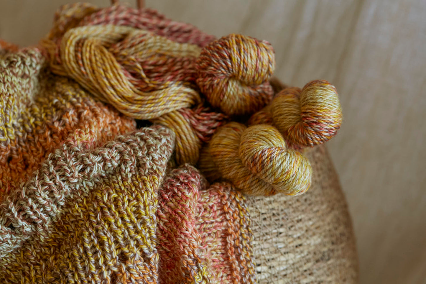 Spiral Grain by Urth Yarns