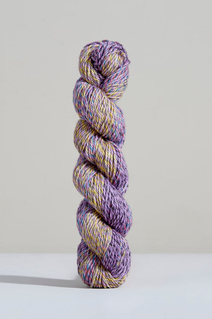 Spiral Grain by Urth Yarns