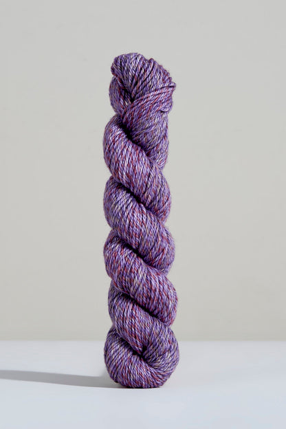 Spiral Grain by Urth Yarns