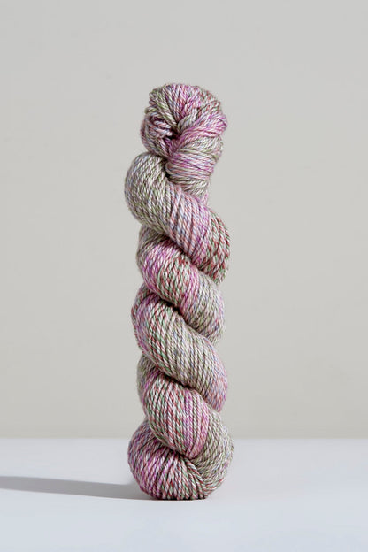 Spiral Grain by Urth Yarns
